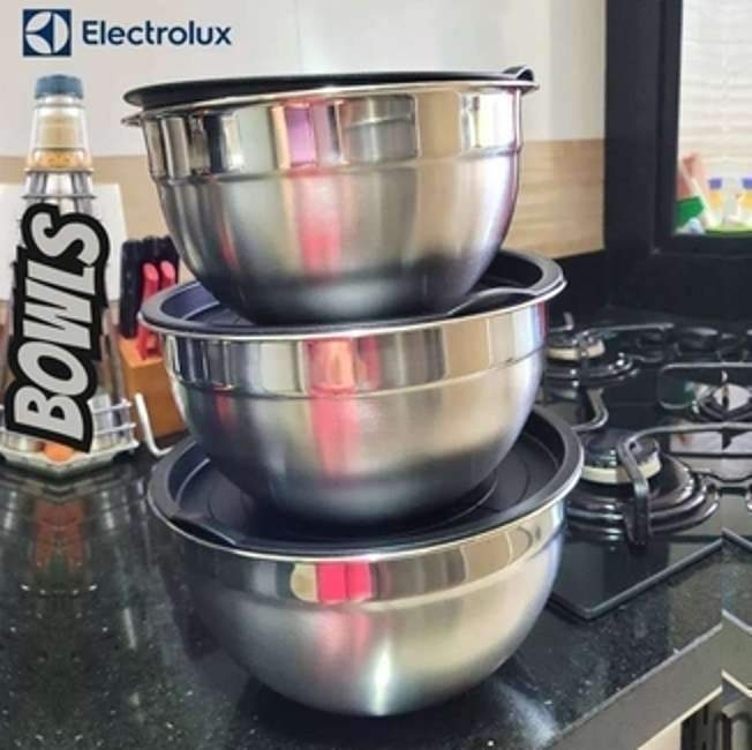 Conjunto com 3 Bowls Tigelas Inox e Tampa Plástica Electrolux Conjunto com 3 Bowls Tigelas Inox e Tampa Plástica Electrolux