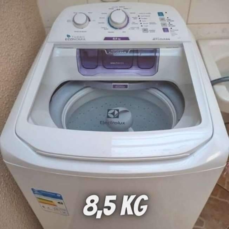 Máquina de Lavar Electrolux 8,5kg Branca Turbo Economia com Jet&Clean e Filtro Fiapos (LAC09) - 220V Máquina de Lavar Electrolux 8,5kg Branca Turbo Economia com Jet&Clean e Filtro Fiapos (LAC09) - 220V