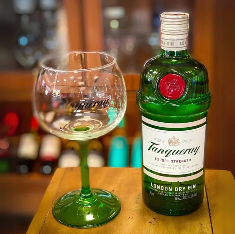 Gin Tanqueray London Dry 750ml Original Gin Tanqueray London Dry 750ml Original