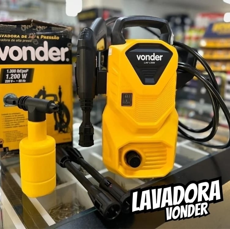 Lavadora De Alta Pressão Vonder Leve Lav1300 68.64.130.001 Amarela De 1.3kw Com 90bar De Pressão Máxima 220v - 60hz Lavadora De Alta Pressão Vonder Leve Lav1300 68.64.130.001 Amarela De 1.3kw Com 90bar De Pressão Máxima 220v - 60hz