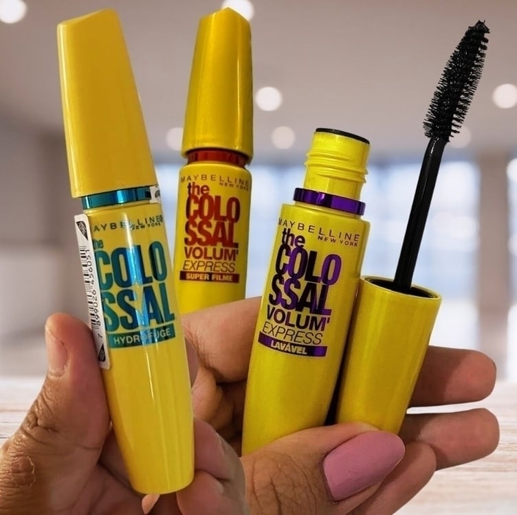 Máscara de Cílios The Colossal Volume Express Lavável Classic Black 18g Maybelline NY Máscara de Cílios The Colossal Volume Express Lavável Classic Black 18g Maybelline NY