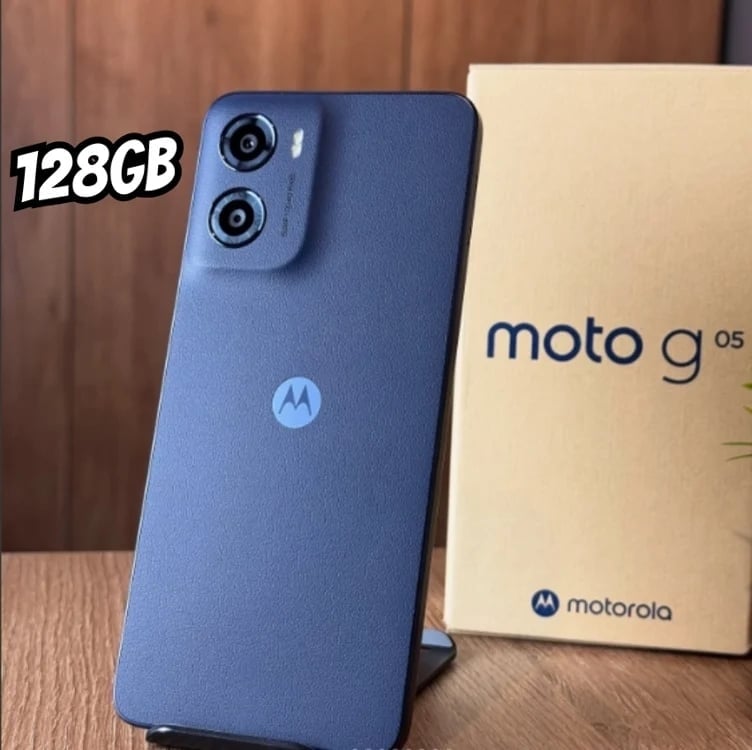 Smartphone Motorola Moto g05-128GB 12GB (4GB RAM + 8GB Ram Boost) e Camera 50MP com AI Bateria de 5200 mAh Tela 6.7" com Superbrilho - Cinza Smartphone Motorola Moto g05-128GB 12GB (4GB RAM + 8GB Ram Boost) e Camera 50MP com AI Bateria de 5200 mAh Tela 6.7" com Superbrilho - Cinza