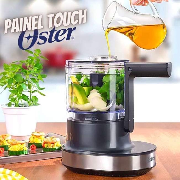Processador de Alimentos Oster Up & Down com Painel Touch - 127V Processador de Alimentos Oster Up & Down com Painel Touch - 127V