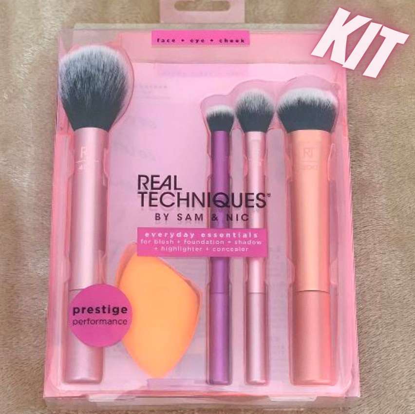 Real Techniques Conjunto de pincéis de maquiagem para rosto total com brilho suave de edição limitada Real Techniques Conjunto de pincéis de maquiagem para rosto total com brilho suave de edição limitada