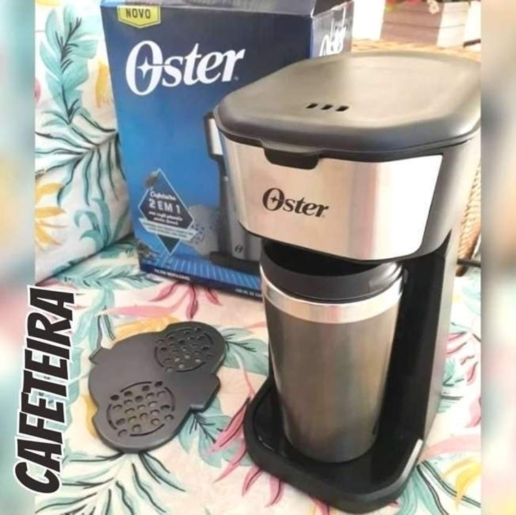 Oster Cafeteira 2Day Inox 2 em 1 com Copo Térmico, 110V, Preto/Inox, 600W, OCAF200 Oster Cafeteira 2Day Inox 2 em 1 com Copo Térmico, 110V, Preto/Inox, 600W, OCAF200