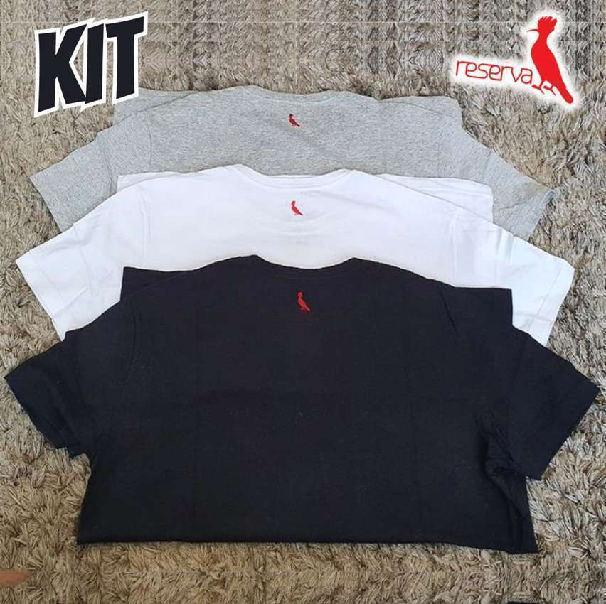 Kit 3 Camisetas Básicas Reserva Kit 3 Camisetas Básicas Reserva