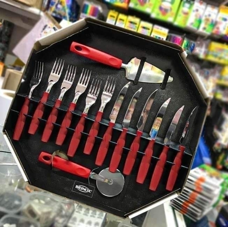 Kit Pizza Brinox Inox 6099/450 14 Peças Kit Pizza Brinox Inox 6099/450 14 Peças