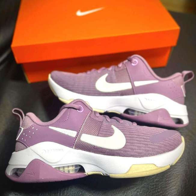 Tênis Nike Zoom Bella 6 Feminino Tênis Nike Zoom Bella 6 Feminino