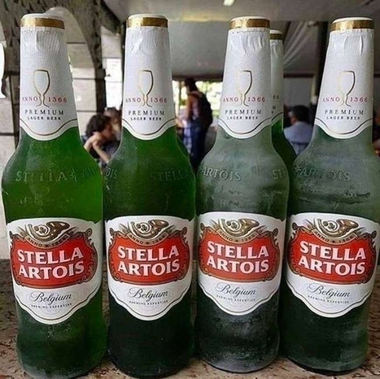 Cerveja Stella Artois Puro Malte - Premium American Lager 6 Unidades Long Neck 330ml Cerveja Stella Artois Puro Malte - Premium American Lager 6 Unidades Long Neck 330ml
