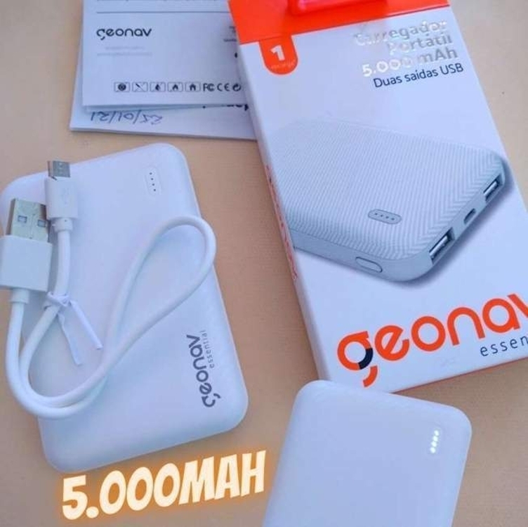 Geonav Carregador Portátil Universal 5.000mah, 2 Portas Usb 2.1a, Led Indicador De Bateria, Es5kwt, Branco Geonav Carregador Portátil Universal 5.000mah, 2 Portas Usb 2.1a, Led Indicador De Bateria, Es5kwt, Branco