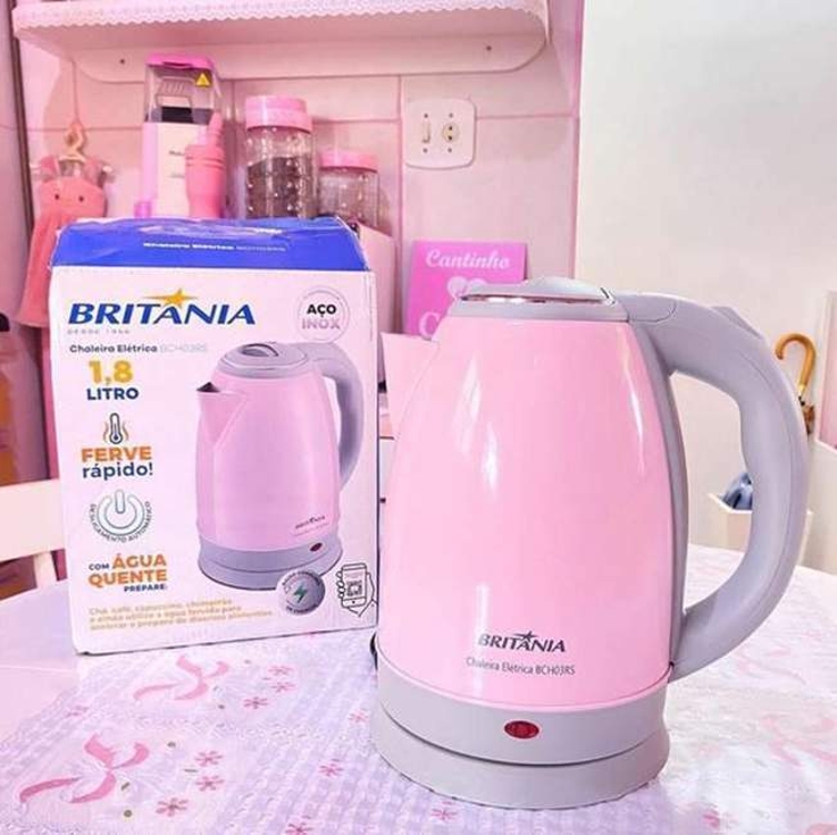 Chaleira Elétrica Britânia Bch03rs 1,8l Cor Rosa 220V Chaleira Elétrica Britânia Bch03rs 1,8l Cor Rosa 220V