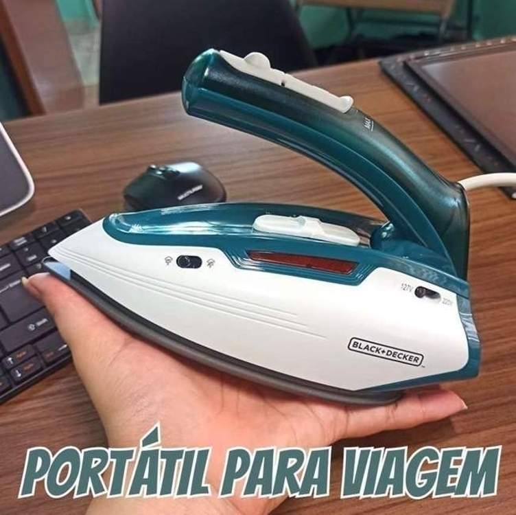 Black Decker Ferro De Passar Roupa Com Vaporizador, Portátil Para Viagem, Verde, Modelo 777-br, Bivolt Black Decker Ferro De Passar Roupa Com Vaporizador, Portátil Para Viagem, Verde, Modelo 777-br, Bivolt