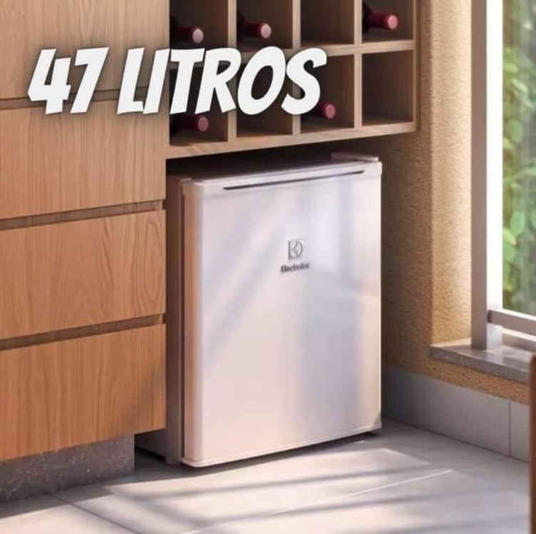 Frigobar Electrolux 47L Efficient com Controle de Temperatura Cor Branca (EM50) 127V Frigobar Electrolux 47L Efficient com Controle de Temperatura Cor Branca (EM50) 127V