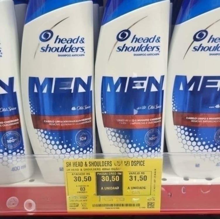 Head & Shoulders Shampoo Anticaspa Fragrância Poderosa Old Spice 400 ml Head & Shoulders Shampoo Anticaspa Fragrância Poderosa Old Spice 400 ml
