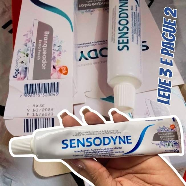 Sensodyne Creme Dental Branqueador Extra Fresh com Flúor, Anti Tártaro, Proteção Diária Contra Sensibilidade, Dentes Fortes e Gengivas Saudáveis, Leve 3 e Pague 2, 90g cada Sensodyne Creme Dental Branqueador Extra Fresh com Flúor, Anti Tártaro, Proteção Diária Contra Sensibilidade, Dentes Fortes e Gengivas Saudáveis, Leve 3 e Pague 2, 90g cada