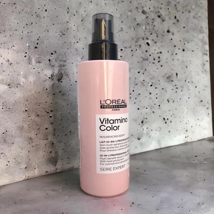 L'Oréal Professionnel Spray 10 em 1 Vitamino Color, Sem enxágue & multibenefícios, Protetor térmico e desembaraçador, Controla o frizz e aumenta o brilho, Para cabelos coloridos, 190ml L'Oréal Professionnel Spray 10 em 1 Vitamino Color, Sem enxágue & multibenefícios, Protetor térmico e desembaraçador, Controla o frizz e aumenta o brilho, Para cabelos coloridos, 190ml