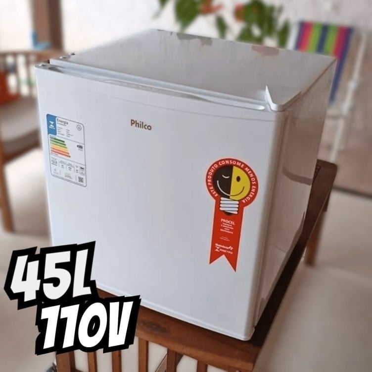 Frigobar Compacto Branco Porta Reversível PFG50B 45L Philco 127V Frigobar Compacto Branco Porta Reversível PFG50B 45L Philco 127V