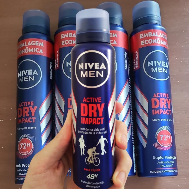 Nivea Kit Desodorante Aerossol Nivea Men Dry Impact 150ml - 2 Unidades Nivea Kit Desodorante Aerossol Nivea Men Dry Impact 150ml - 2 Unidades
