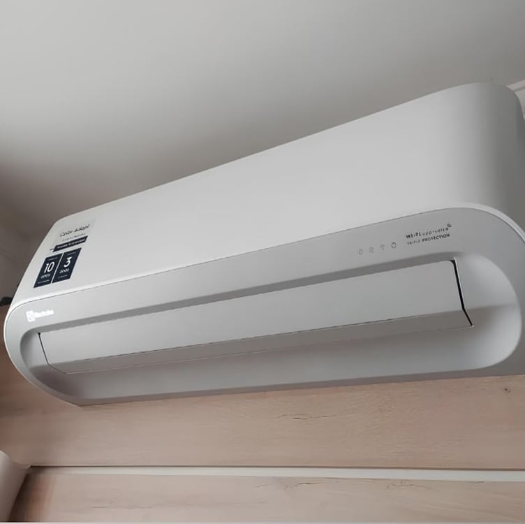 Ar Condicionado Split Hi Wall Electrolux Color Adapt 24000 BTU/h Frio 3124IFBA206 220 Volts Ar Condicionado Split Hi Wall Electrolux Color Adapt 24000 BTU/h Frio 3124IFBA206 220 Volts