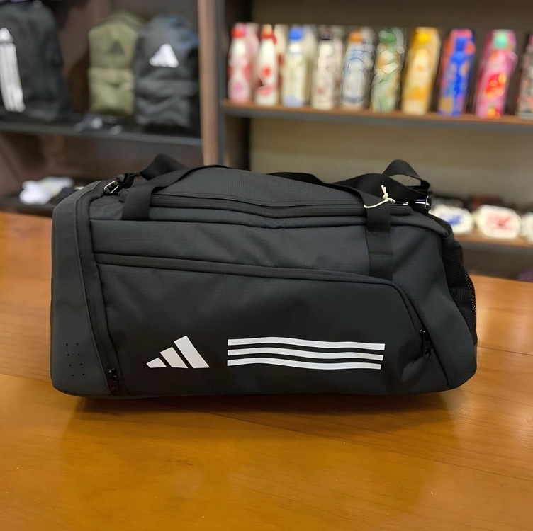 Mala Esportiva Unissex Duffel Três Listras Preta adidas Mala Esportiva Unissex Duffel Três Listras Preta adidas
