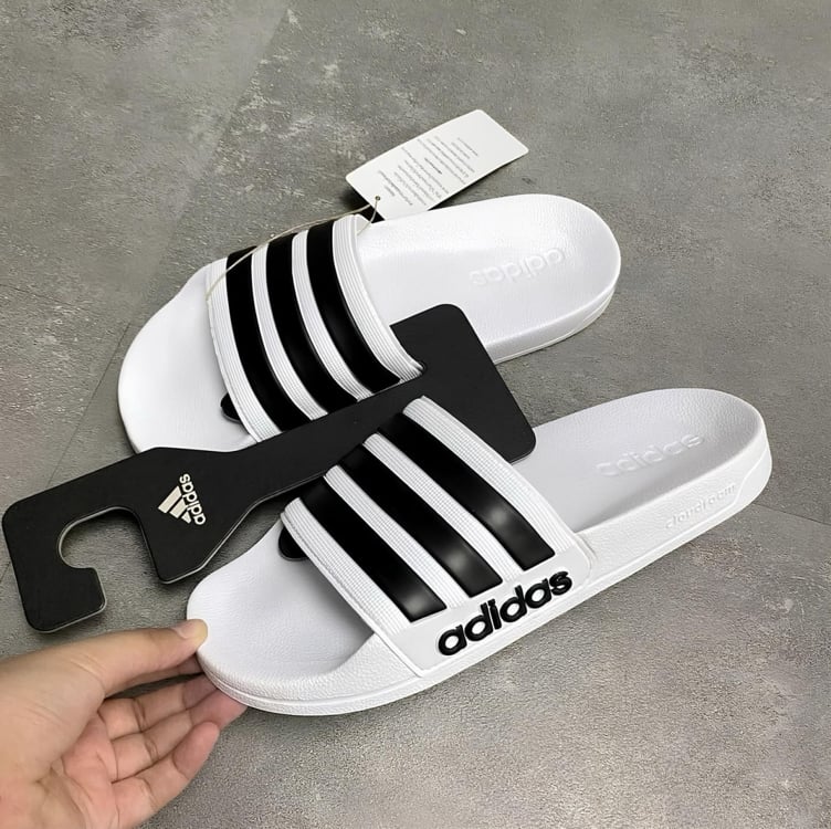 Chinelo Adidas Slide Adilette Shower - Branco+Preto Chinelo Adidas Slide Adilette Shower - Branco+Preto