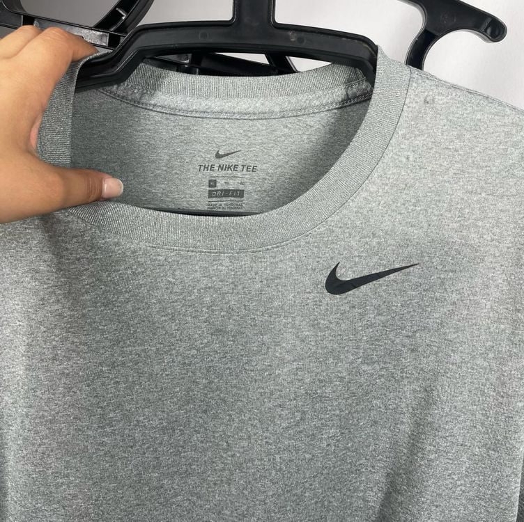 Camiseta Nike Dri-fit Legend Masculina Camiseta Nike Dri-fit Legend Masculina