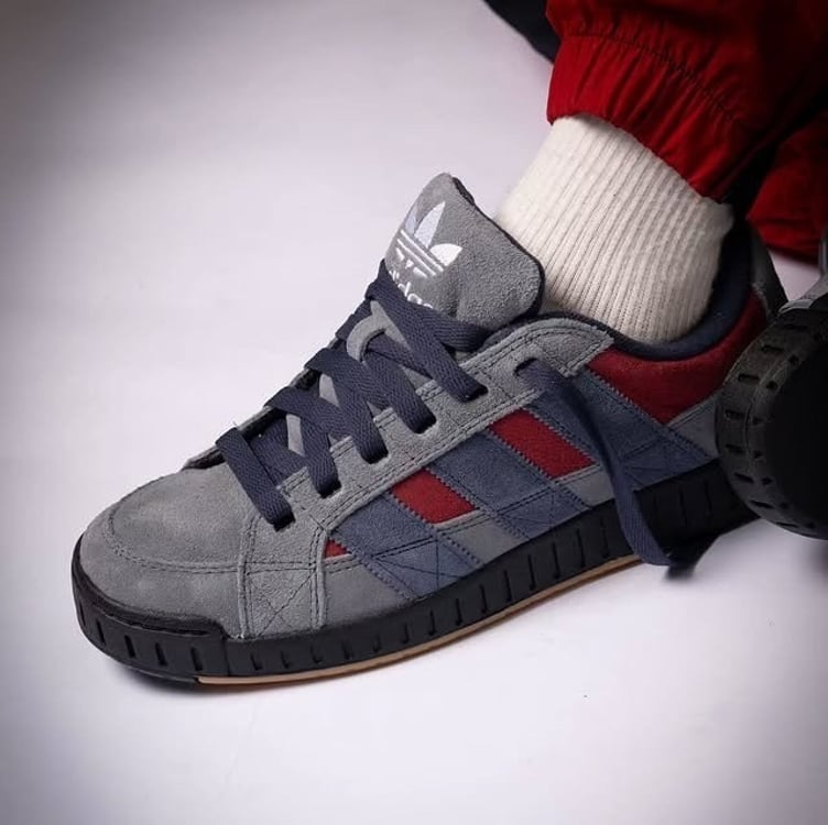 Tênis Adidas LWST Tênis Adidas LWST