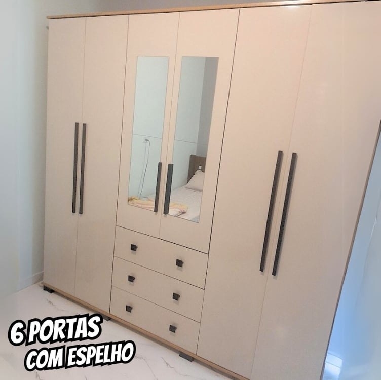 Guarda-roupa Casal com Espelho 6 Portas Araplac Malu Guarda-roupa Casal com Espelho 6 Portas Araplac Malu