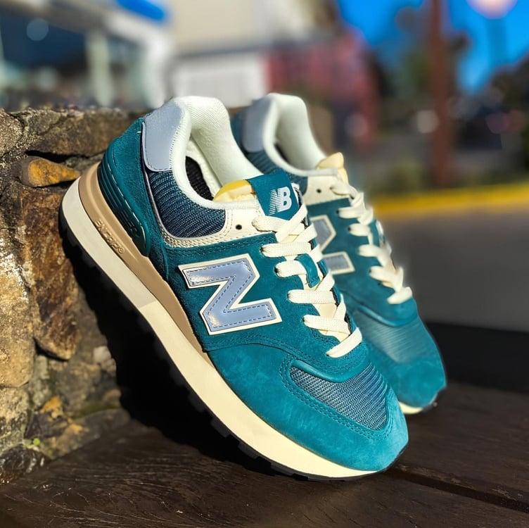 Tênis Couro New Balance NB 574 Legacy - Azul Petróleo Tênis Couro New Balance NB 574 Legacy - Azul Petróleo