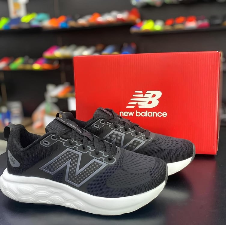 Tênis 460 V4 Caminhada Performance Confortável Respirável Tênis 460 V4 Caminhada Performance Confortável Respirável