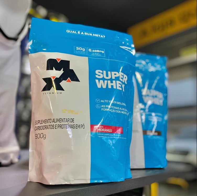 Super Whey Refil 900g Max Titanium Sabor Morango Super Whey Refil 900g Max Titanium Sabor Morango