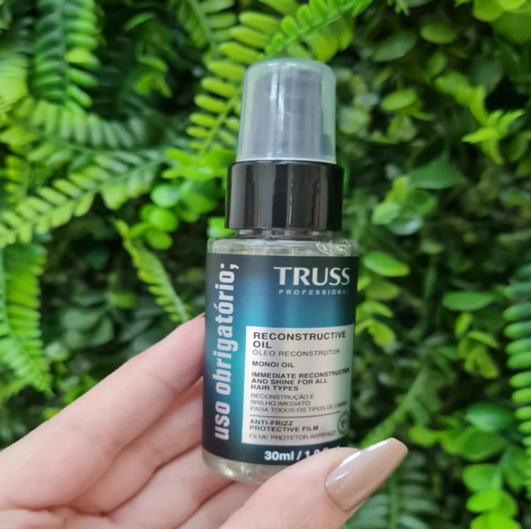 Truss Óleo Reconstrutor Uso Obrigatório | Tratamento Capilar para Brilho, Reconstrução e Proteção | 30ml Truss Óleo Reconstrutor Uso Obrigatório | Tratamento Capilar para Brilho, Reconstrução e Proteção | 30ml