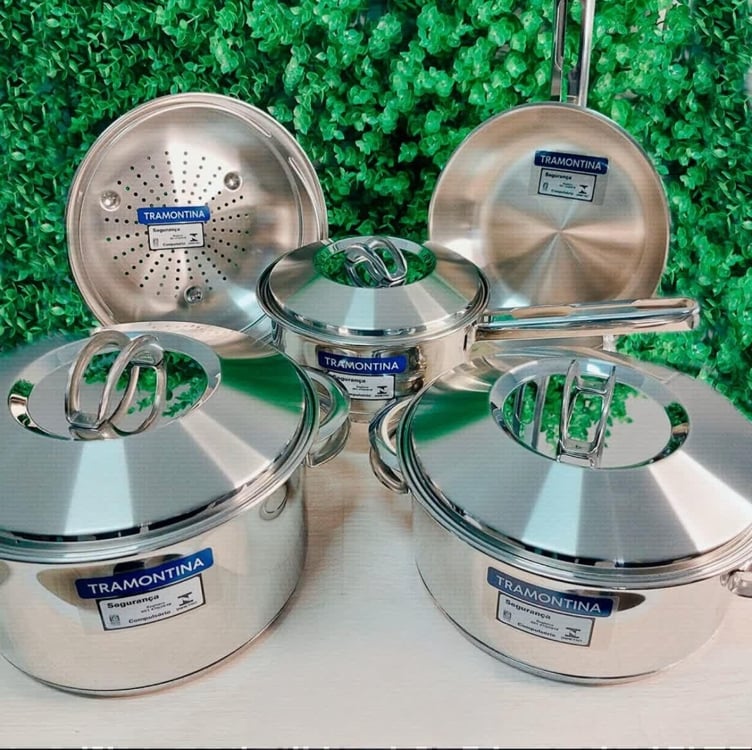 Jogo de Panelas Tramontina Allegra em Aço Inox com Fundo Triplo 5 Peças Jogo de Panelas Tramontina Allegra em Aço Inox com Fundo Triplo 5 Peças