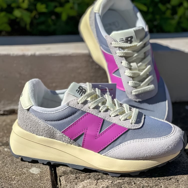 Tênis New Balance Feminino 370v1 Original Tênis New Balance Feminino 370v1 Original