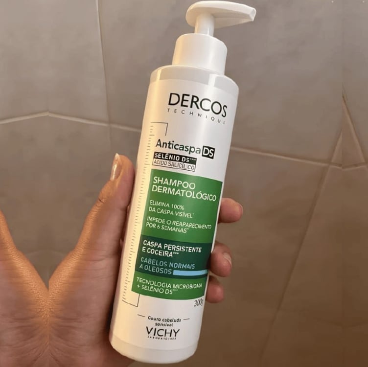 Shampoo Anticaspa Cabelos Secos 300g Dercos DS Vichy Shampoo Anticaspa Cabelos Secos 300g Dercos DS Vichy