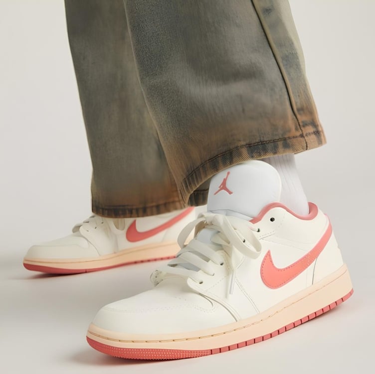 Women's Air Jordan 1 Low Women's Air Jordan 1 Low