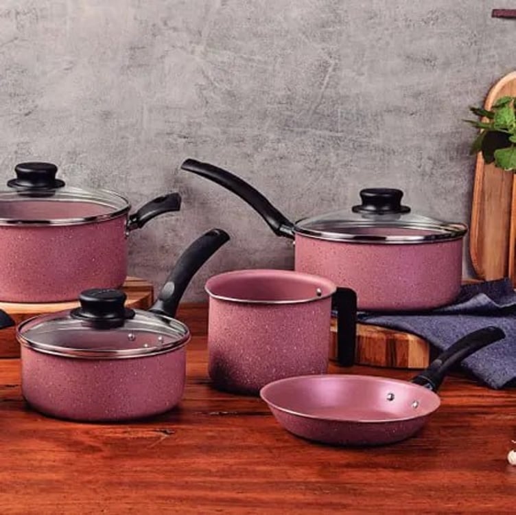 Jogo de Panelas Tramontina Turim em Aluminio com Revestimento Interno e Externo em Antiaderente Starflon Max Rosa 05 Peças Jogo de Panelas Tramontina Turim em Aluminio com Revestimento Interno e Externo em Antiaderente Starflon Max Rosa 05 Peças