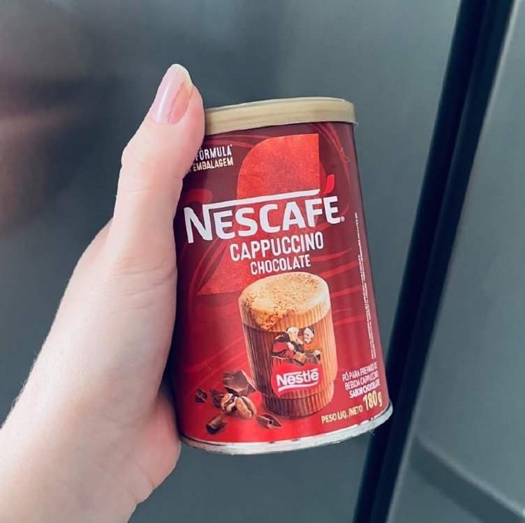 Café Solúvel Nescafé Cappuccino Dois Frades Lata 180g