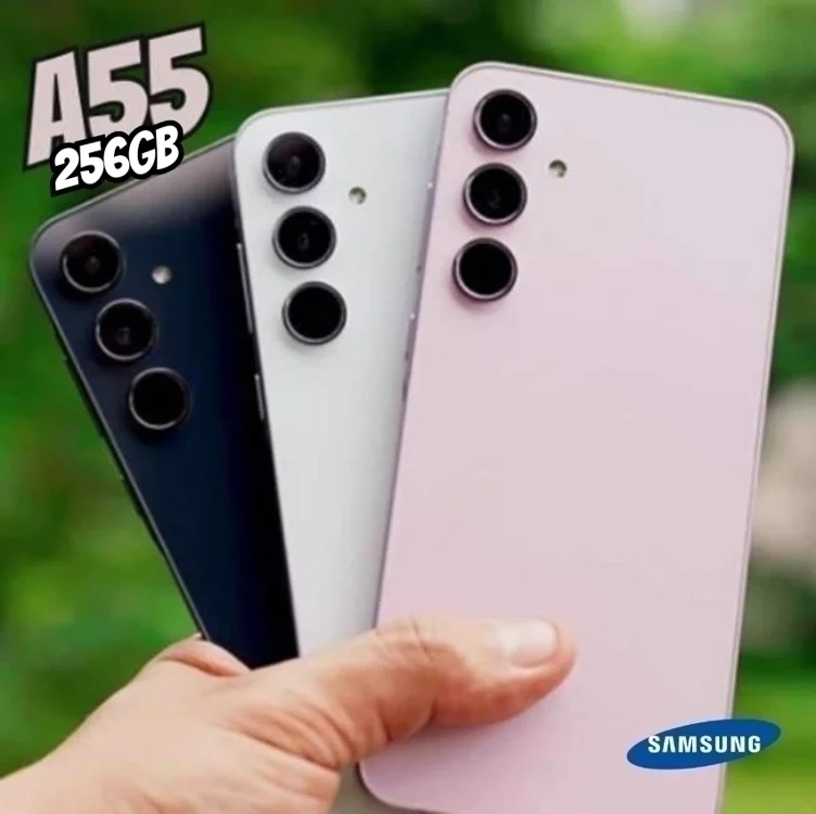 Samsung Galaxy A55 5G, Câmera Tripla Traseira de até 50MP, Selfie de 32MP, Nightography, Apagador de objetos, Design em metal e vidro, IP67, Super AMOLED 6.6" 120Hz Vision Booster, 256GB - Azul Claro Samsung Galaxy A55 5G, Câmera Tripla Traseira de até 50MP, Selfie de 32MP, Nightography, Apagador de objetos, Design em metal e vidro, IP67, Super AMOLED 6.6" 120Hz Vision Booster, 256GB - Azul Claro