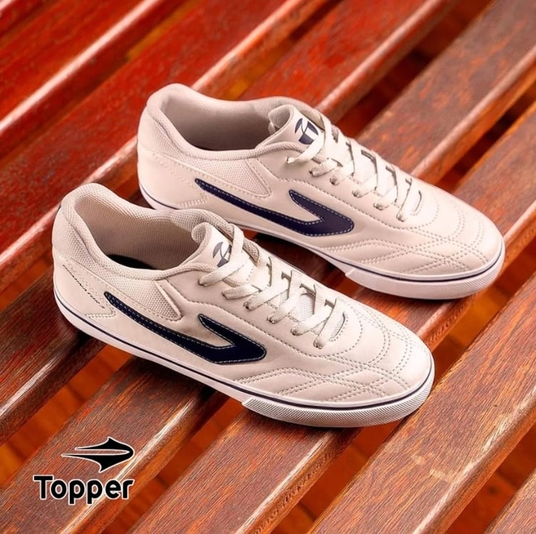 Chuteira Futsal Juvenil Topper Dominator 3 - Branco+Marinho Chuteira Futsal Juvenil Topper Dominator 3 - Branco+Marinho