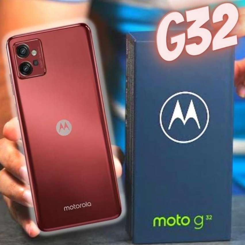 Smartphone Motorola Moto G32 128GB Vermelho 4G - Octa-Core 4GB RAM 6,5” Câm. Tripla + Selfie 16MP Smartphone Motorola Moto G32 128GB Vermelho 4G - Octa-Core 4GB RAM 6,5” Câm. Tripla + Selfie 16MP