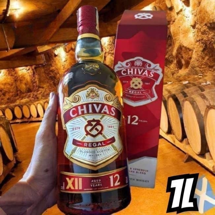Whisky Chivas Regal Escocês 12 Anos 1 Litro Whisky Chivas Regal Escocês 12 Anos 1 Litro